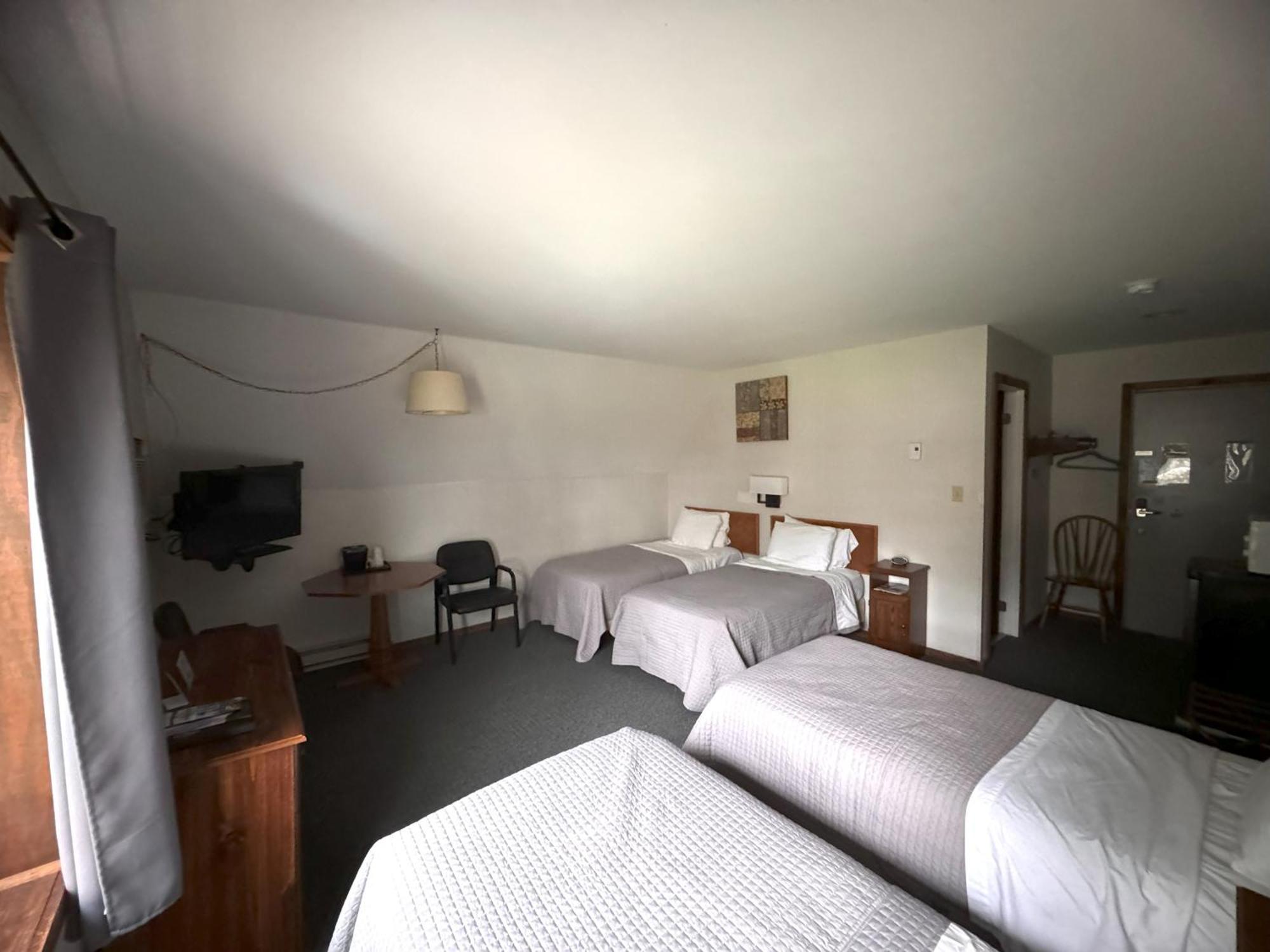 Lake Ontario Motel & Inn Newfane Extérieur photo