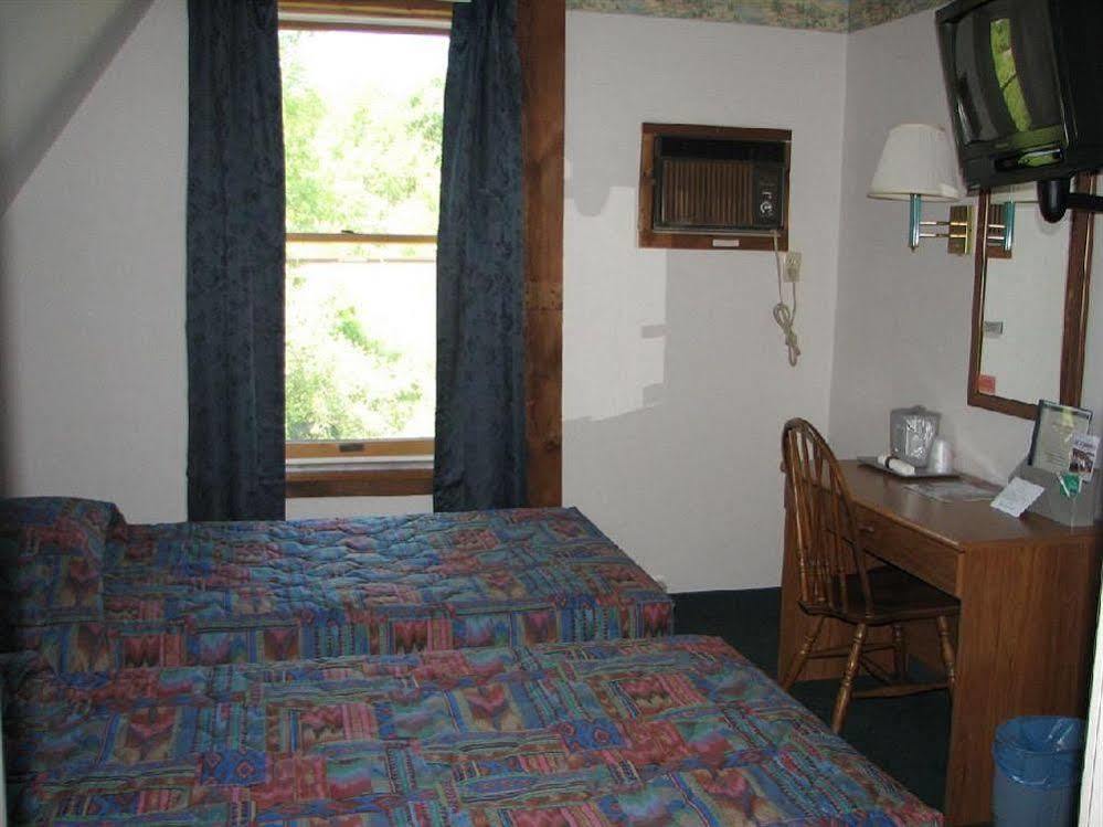 Lake Ontario Motel & Inn Newfane Extérieur photo